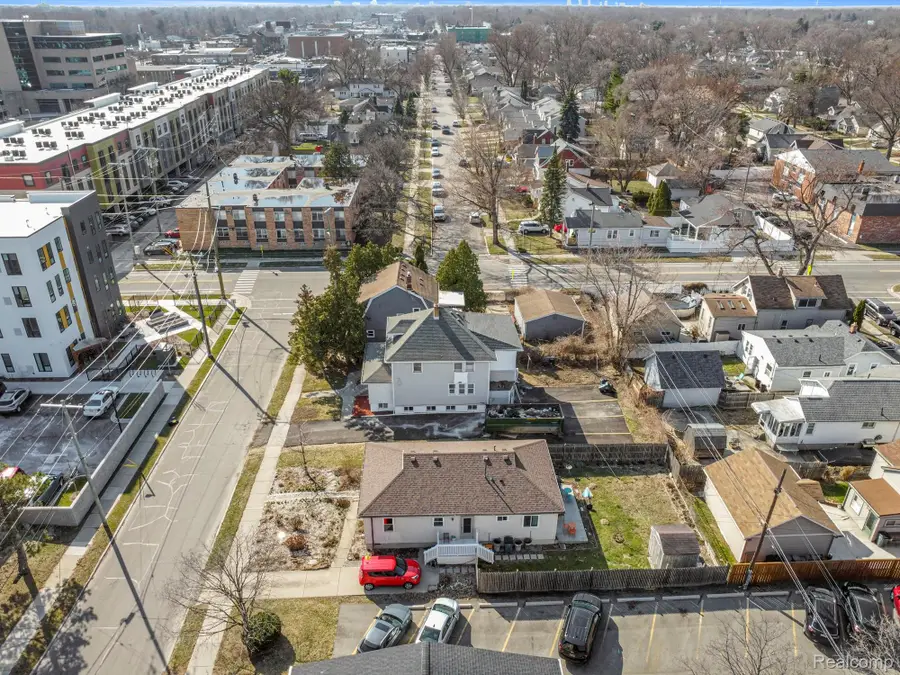 425 Vester Street, Ferndale, MI 48220 - #3