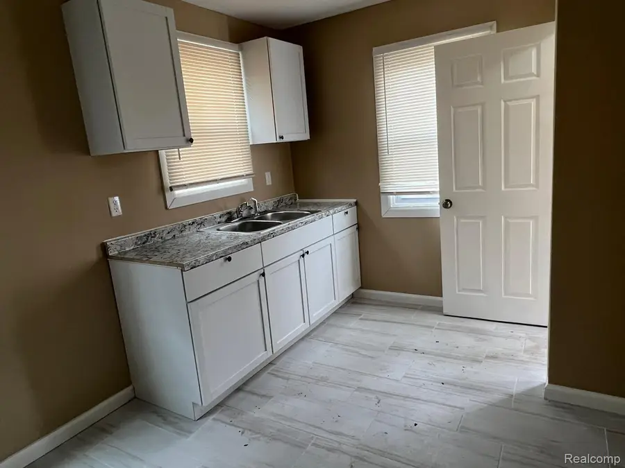 16213 Tuller Street, Detroit, MI 48221 - #3