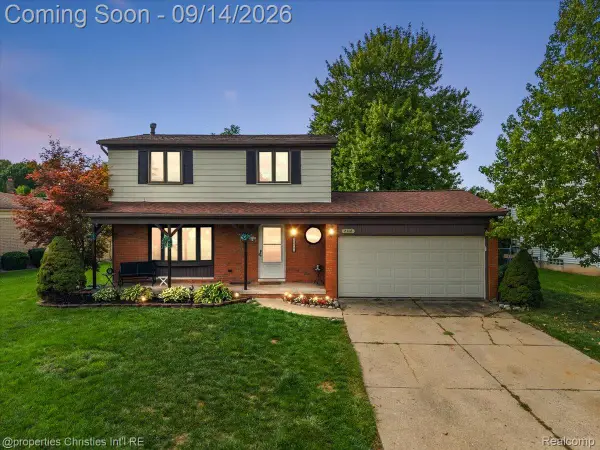 2118 S Cavalier Drive, Canton, MI 48188