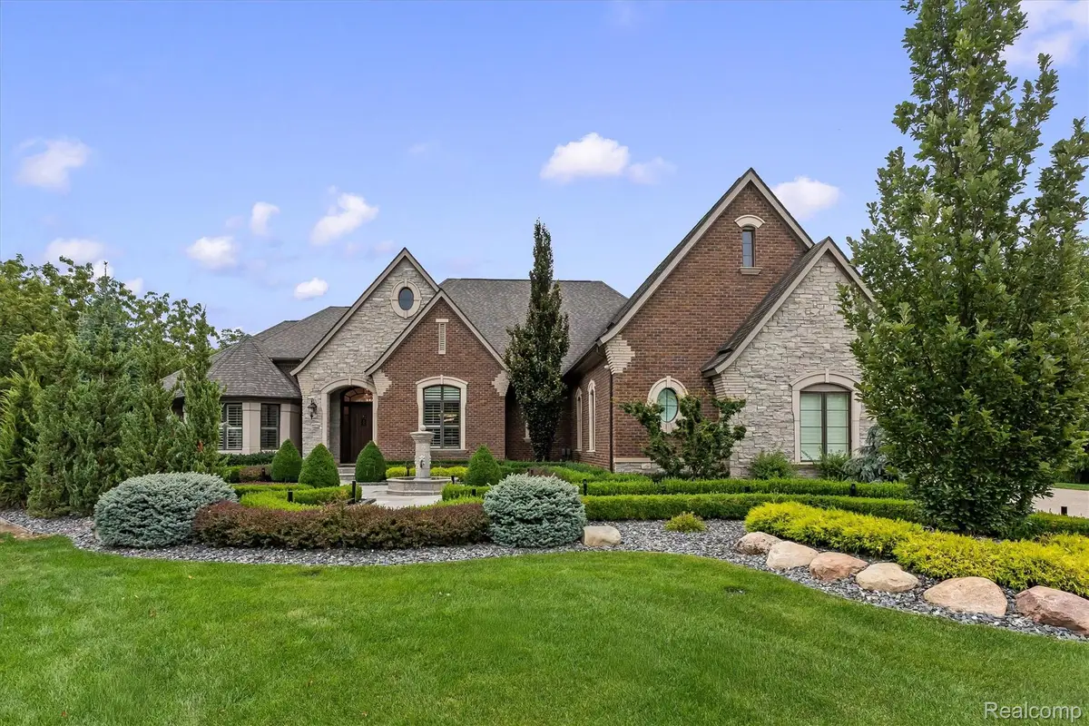 2475 Creekside Court, Rochester, MI 48306 - #1