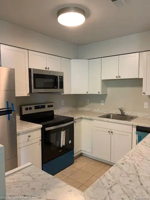 725 Clark Street, Brighton, MI 48116 - #2