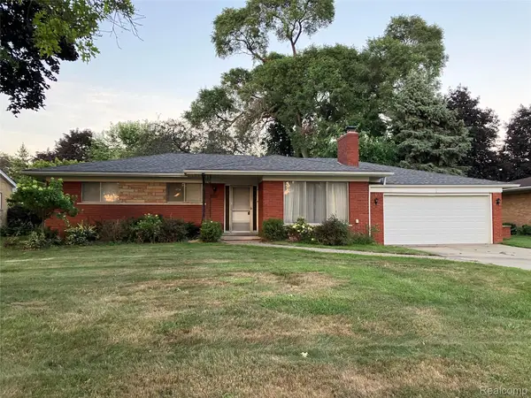 37054 Maas Drive, SterlingHeights, MI 48312