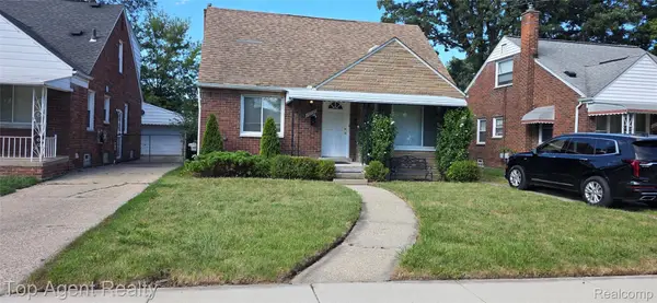 16735 Lincoln Avenue Se, Eastpointe, MI 48021