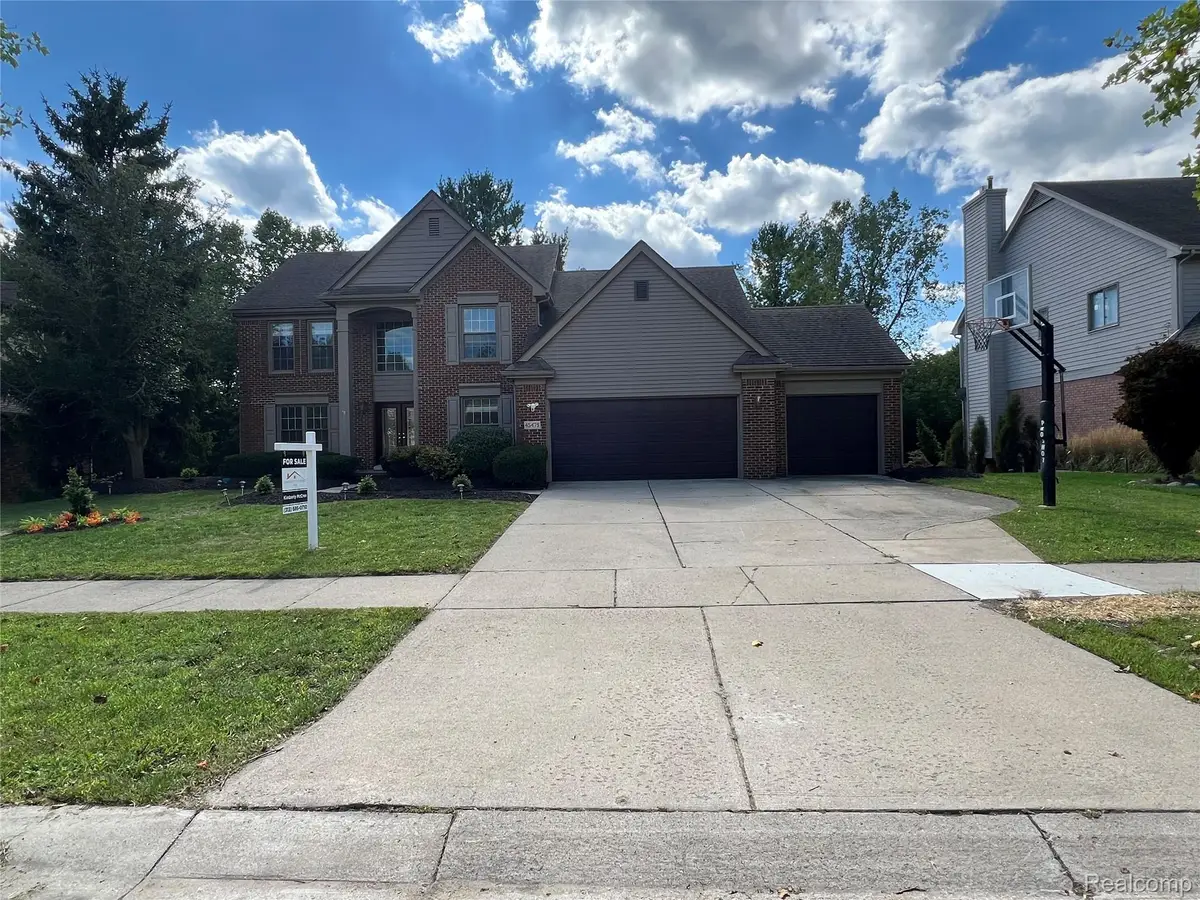 45475 Irvine Drive, Novi, MI 48374 - #1