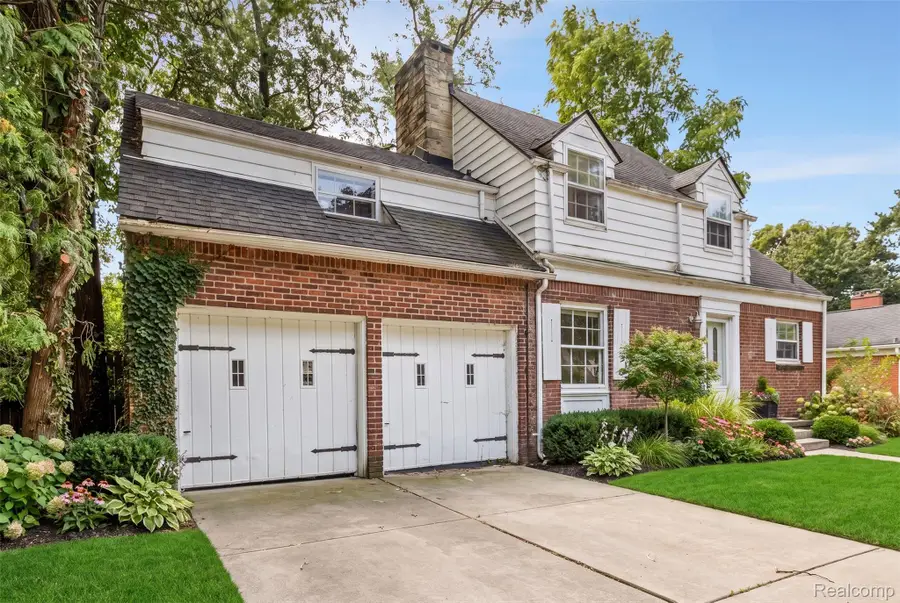 18753 San Diego Boulevard, Lathrup Village, MI 48076 - #3