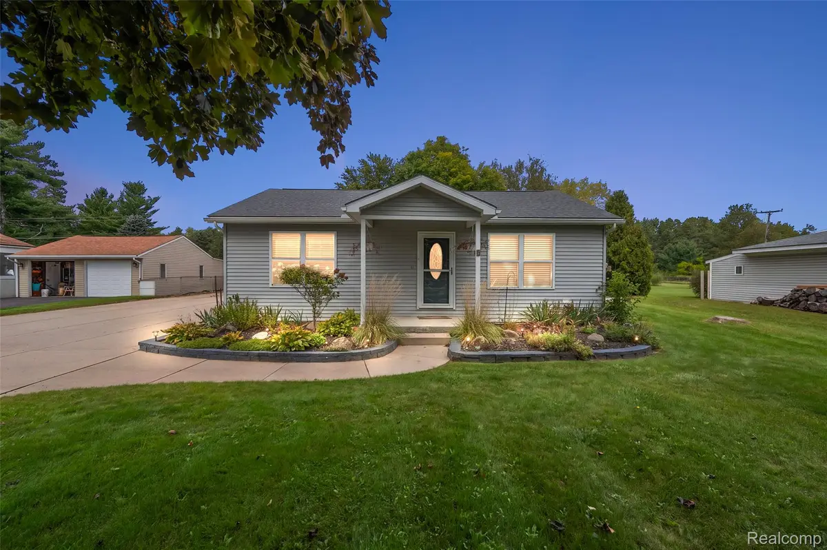 5078 Waldon Road, Clarkston, MI 48348 - #1