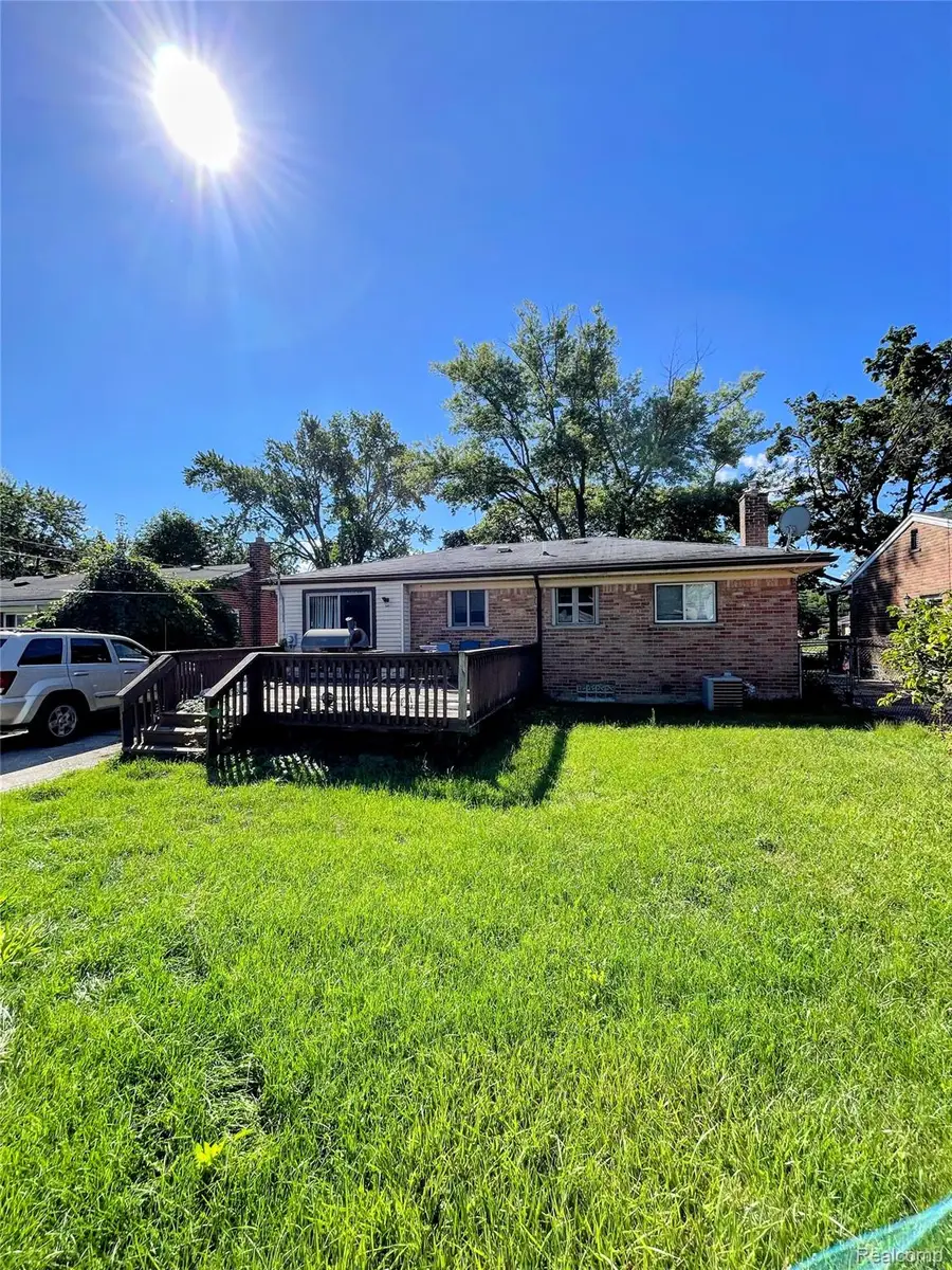 26360 Clarita, Redford, MI 48240 - #2