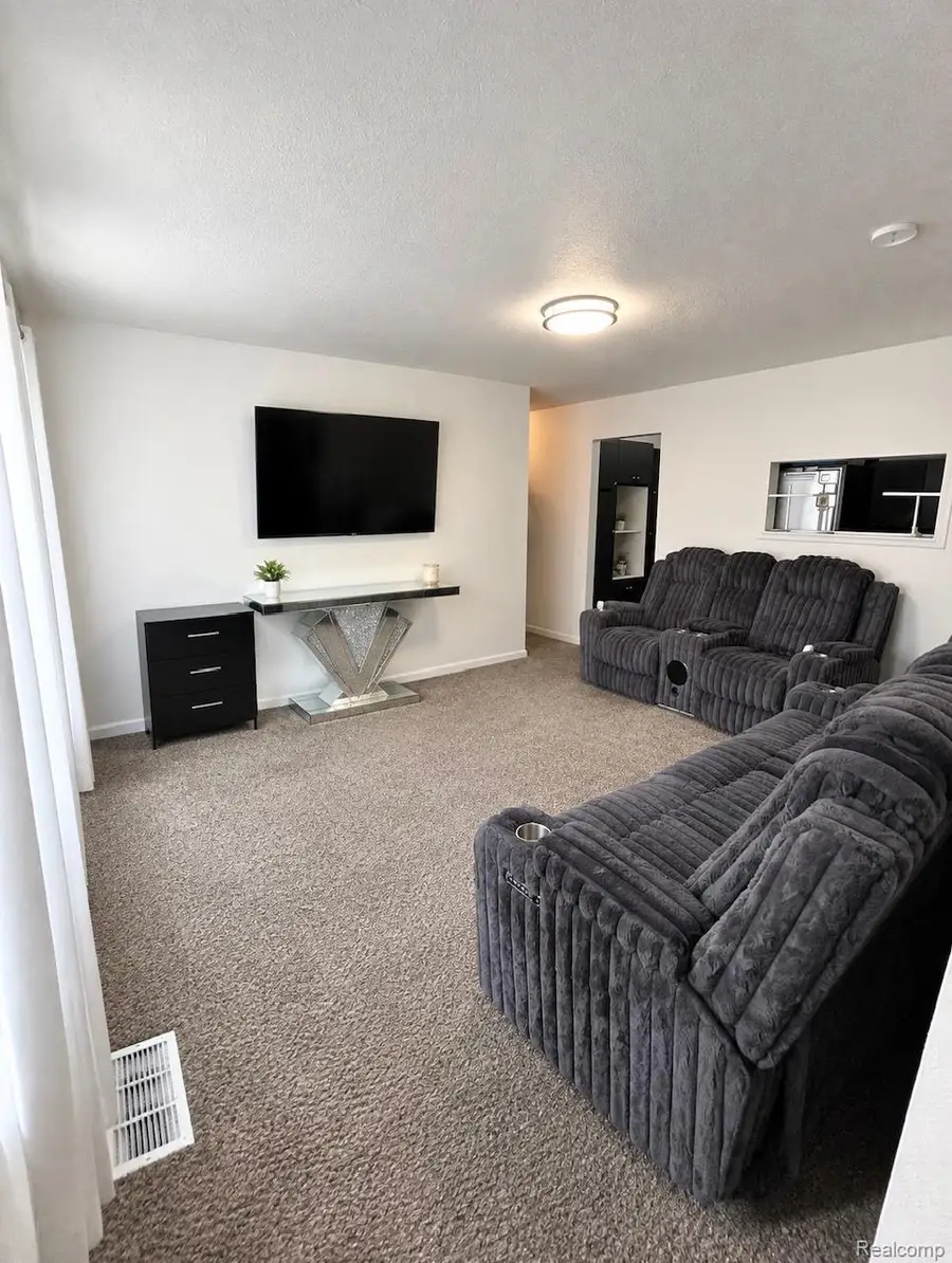 1622 Barbara Drive, Flint, MI 48504 - #2