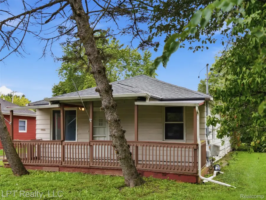 3385 N Genesee Road N, Flint, MI 48506 - #2