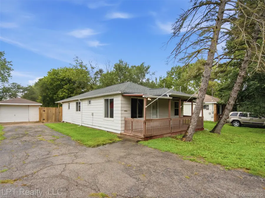 3385 N Genesee Road N, Flint, MI 48506 - #3