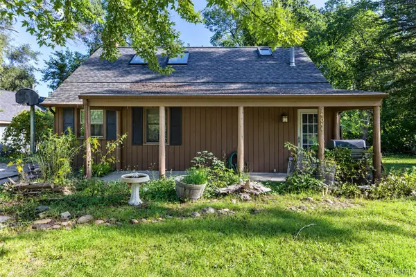 14044 Ridgemont Street, Gregory, MI 48137