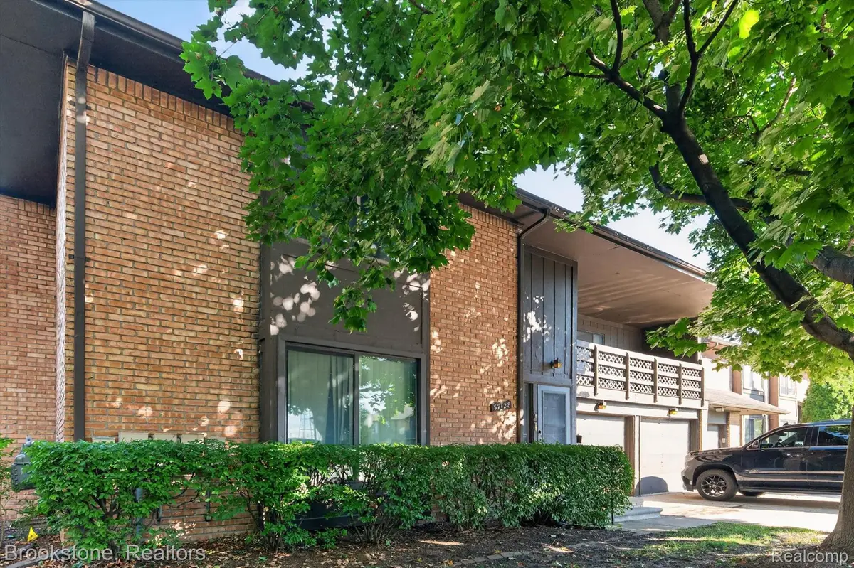 37128 Clubhouse Drive #37, Sterling Heights, MI 48312 - #1