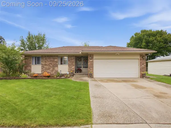 17405 Loranger Street, ClintonTwp, MI 48038