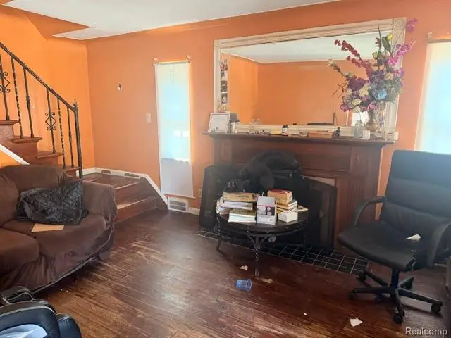 10212 Greensboro Street, Detroit, MI 48224 - #2