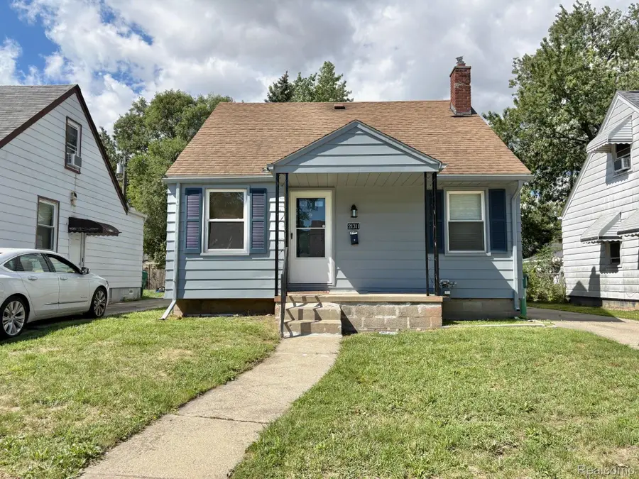 21311 Beechwood Avenue, Eastpointe, MI 48021 - #2