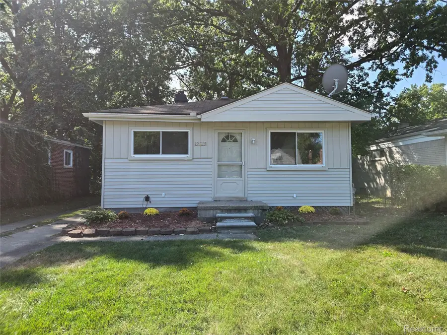19813 Inkster Road W, Livonia, MI 48152 - #3