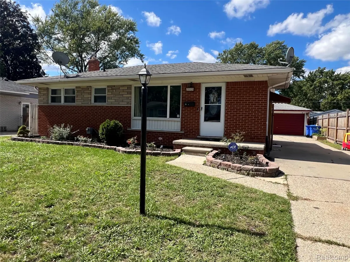 25529 Marilyn Avenue, Warren, MI 48089 - #1