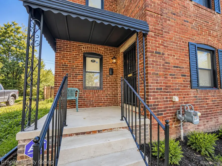 2955 Ewald Circle, Detroit, MI 48238 - #3