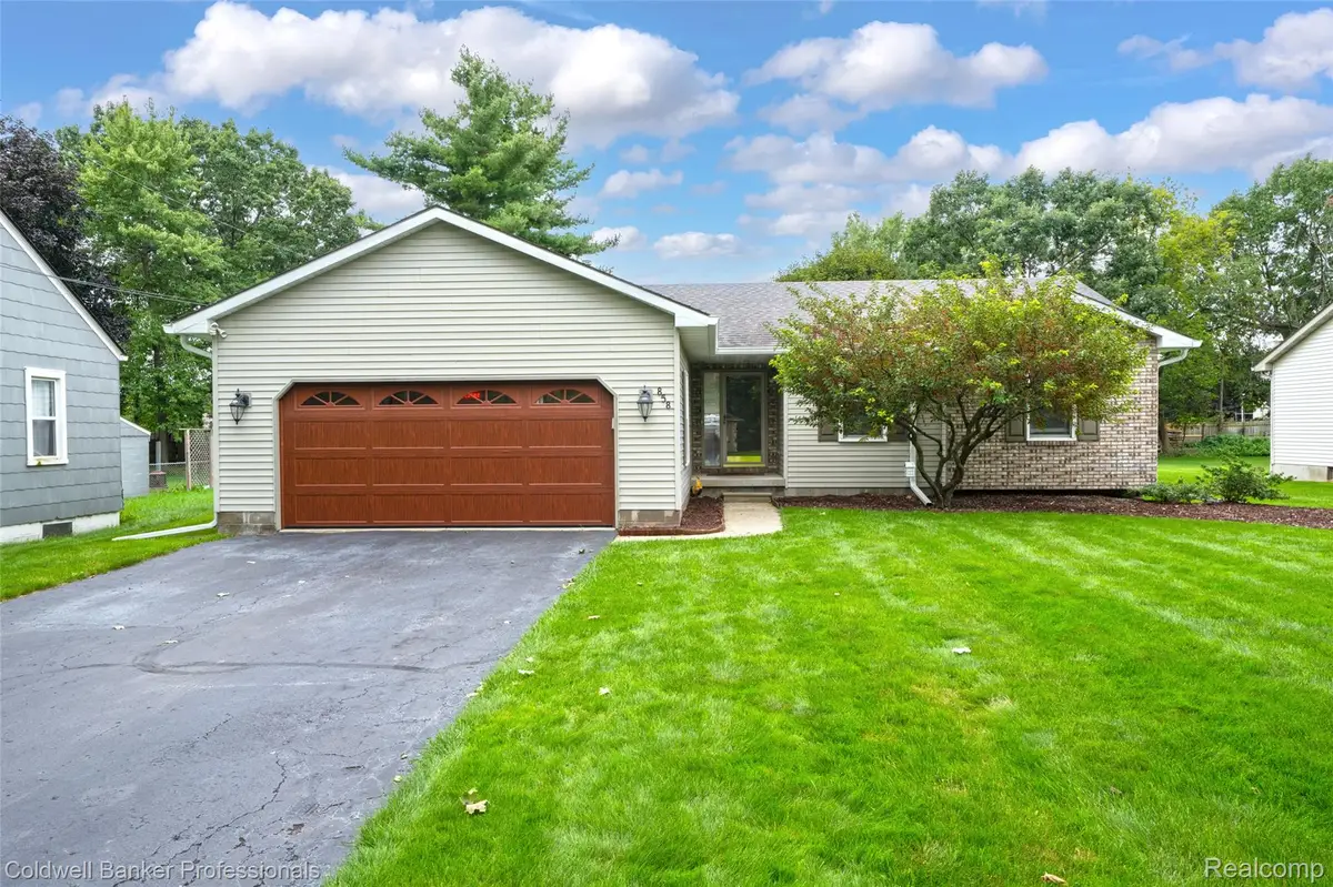 858 Olive Street, Oxford, MI 48371 - #1