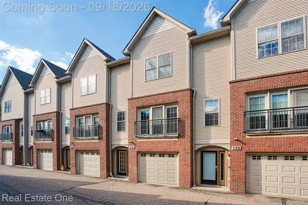 131 S 2nd Street, Brighton, MI 48116