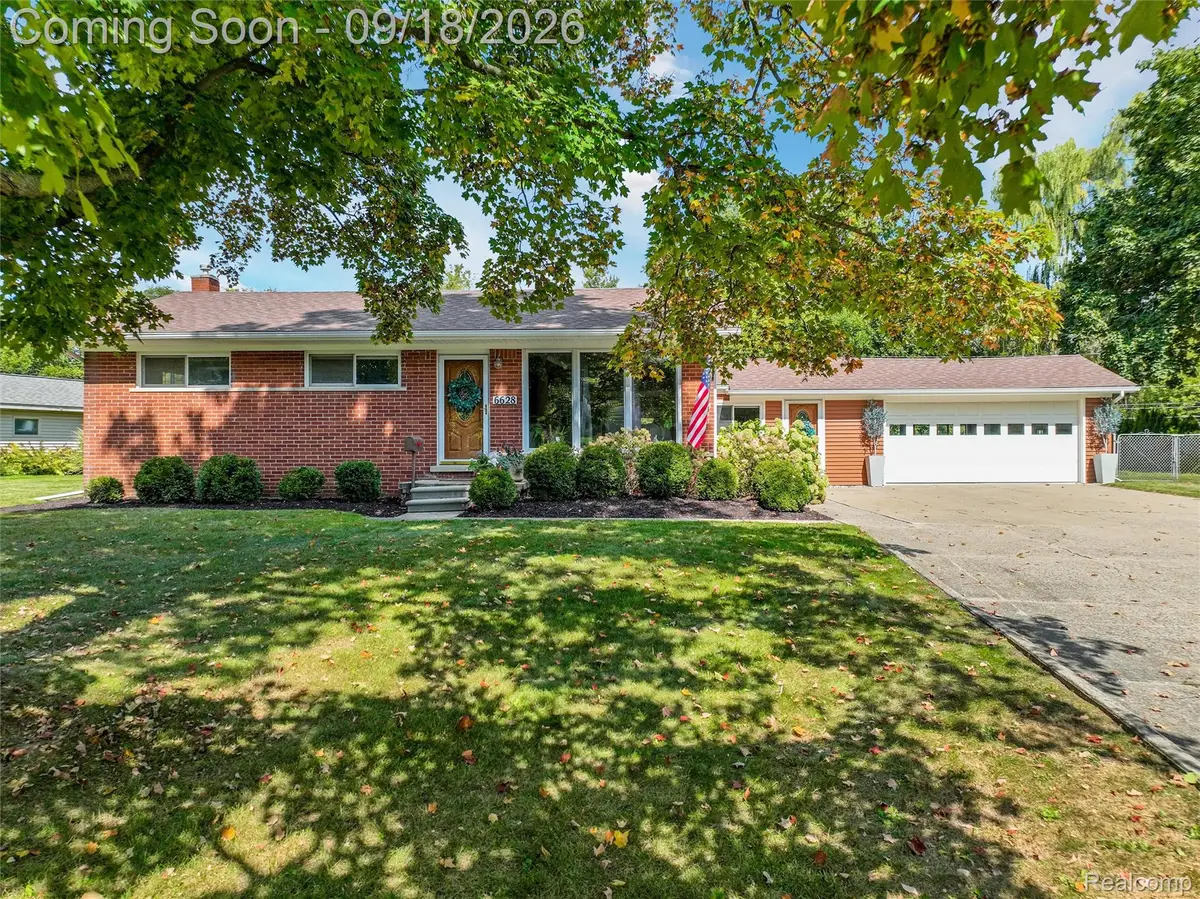 6628 Northview Drive, Clarkston, MI 48346 - #1