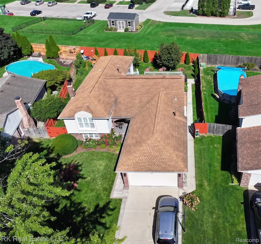 15461 Vincent Street, Clinton, MI 48038 - #3