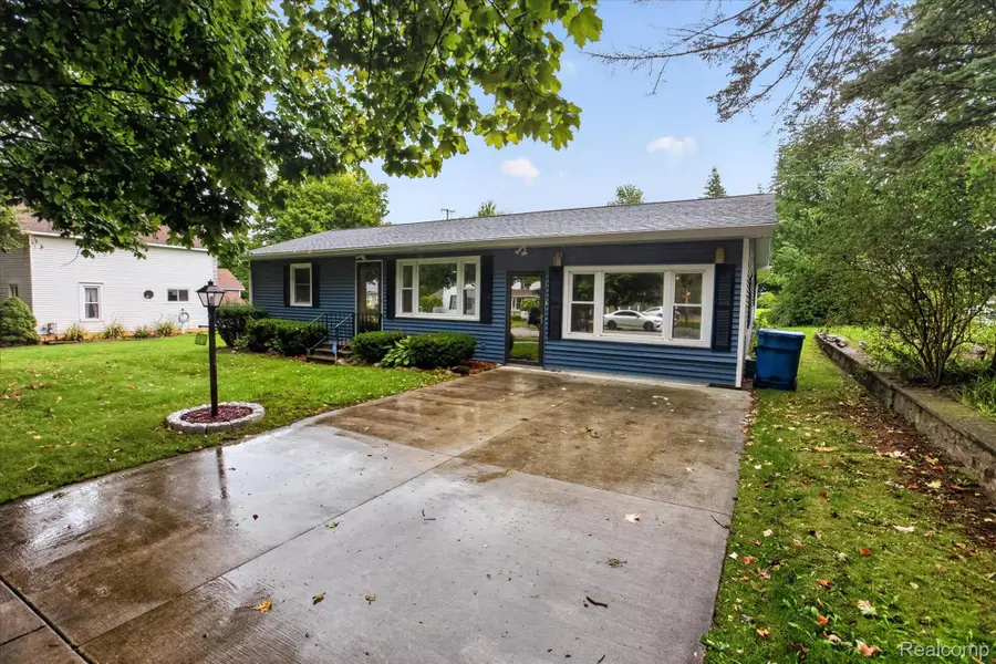 6035 Lincoln Street, Mayville, MI 48744 - #3