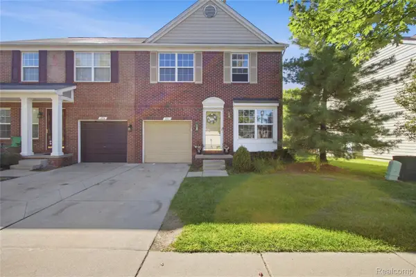 241 Tucker Street, Pontiac, MI 48341