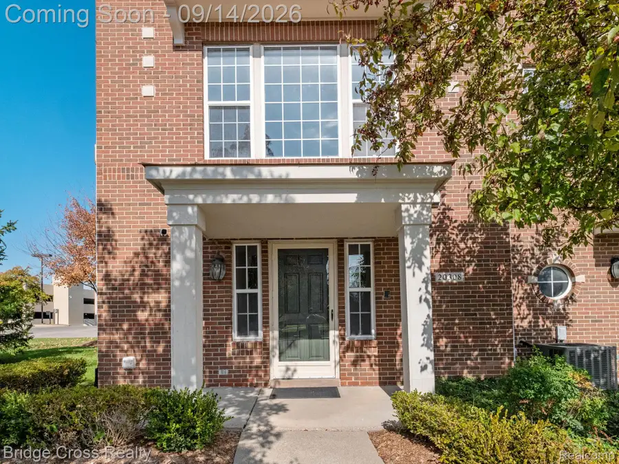 20308 Boardwalk Boulevard, Southfield, MI 48075 - #2