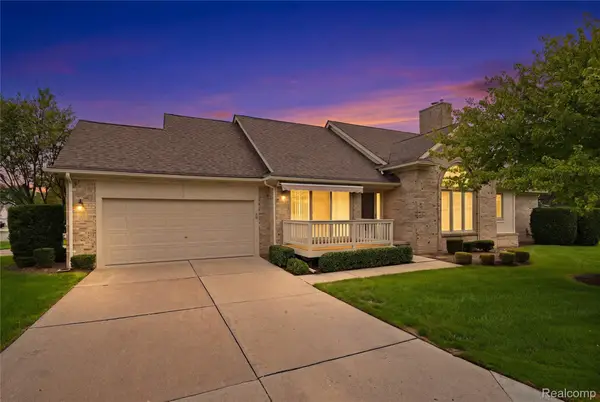 43442 Napa Drive, SterlingHeights, MI 48314