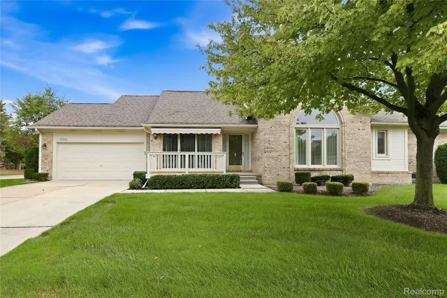 43442 Napa Drive, Sterling Heights, MI 48314 - #2