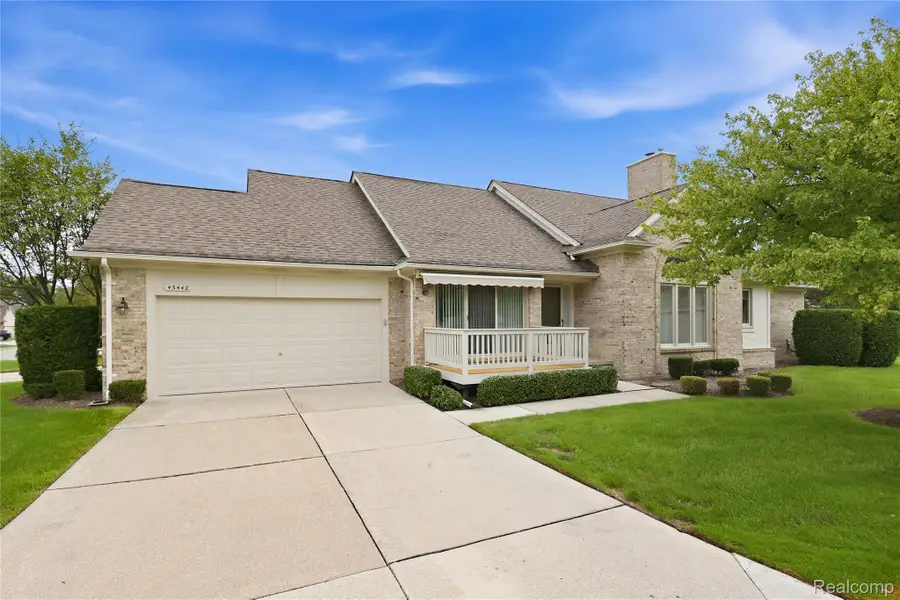 43442 Napa Drive, Sterling Heights, MI 48314 - #3