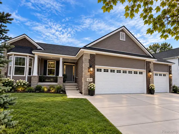825 Preserve Lane, WhiteLake, MI 48386