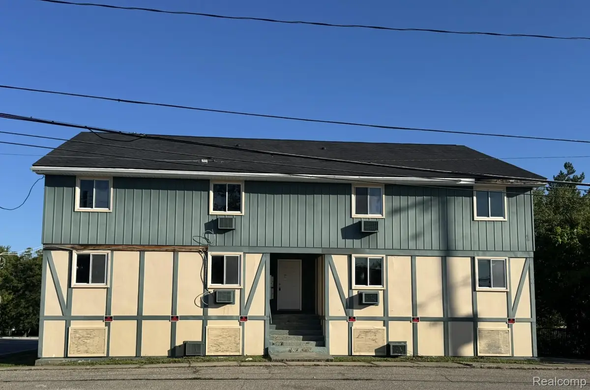 130 Church Street, Grand Blanc, MI 48439 - #1