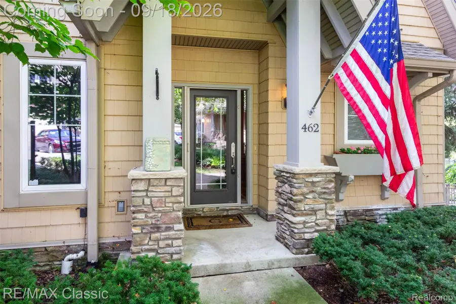 462 Pondview Lane, Milford, MI 48381 - #2