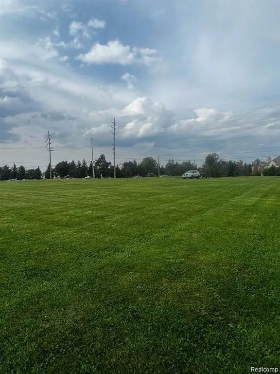 49331 N Territorial Road, Plymouth, MI 48170