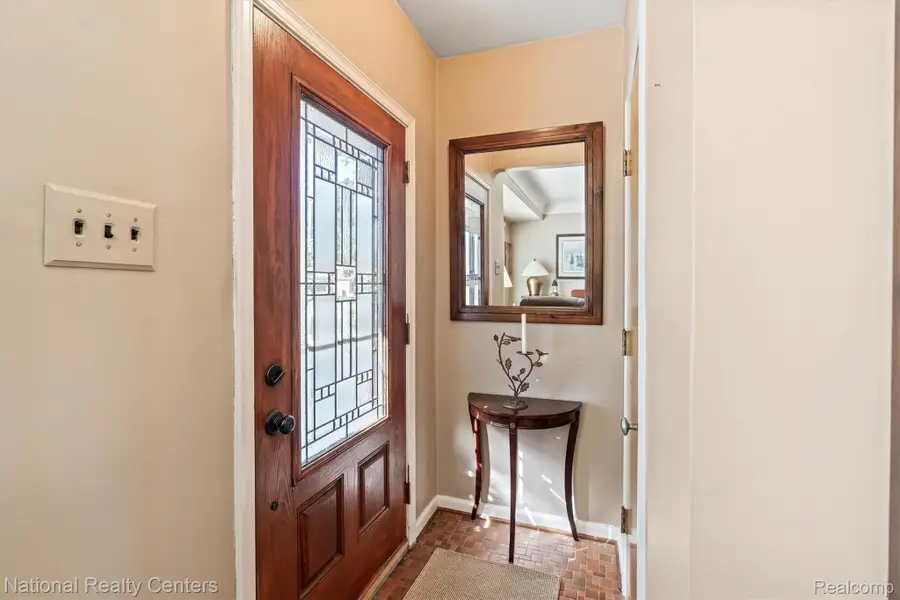 120 Charlotte Avenue, Royal Oak, MI 48073 - #2