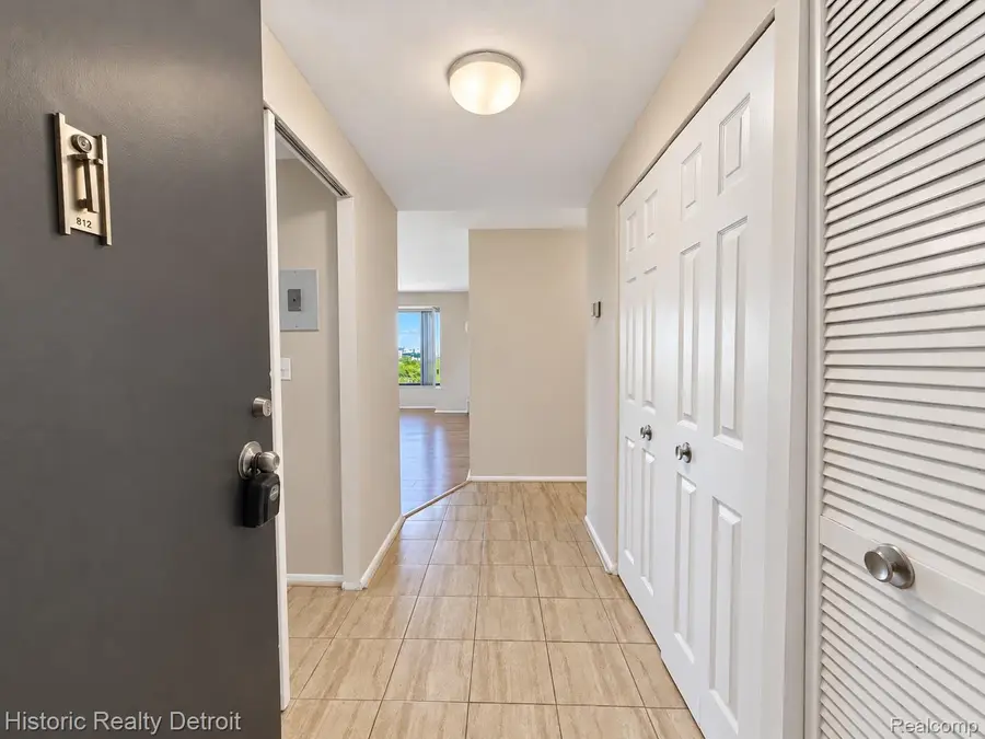 1300 E Lafayette #812, Detroit, MI 48207 - #2