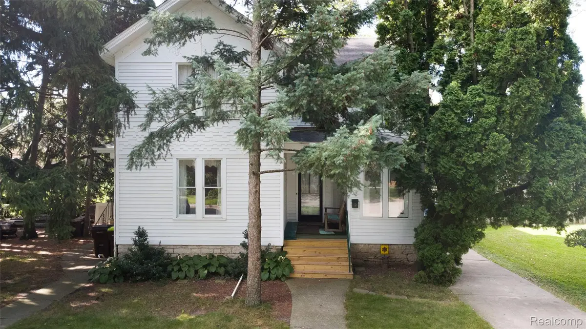 426 E 4th Street, Monroe, MI 48161 - #1