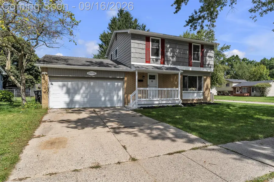 39202 Dillingham Street, Westland, MI 48186 - #2