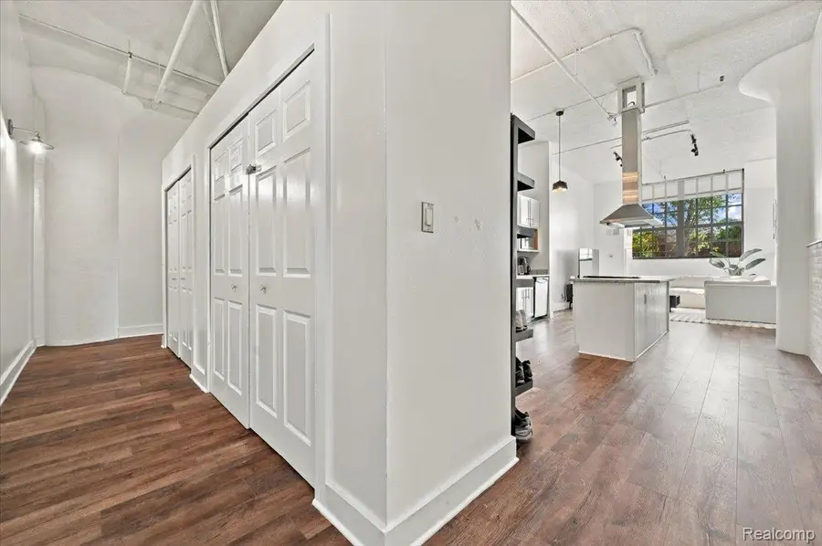 6533 E Jefferson Avenue #601T, Detroit, MI 48207 - #2
