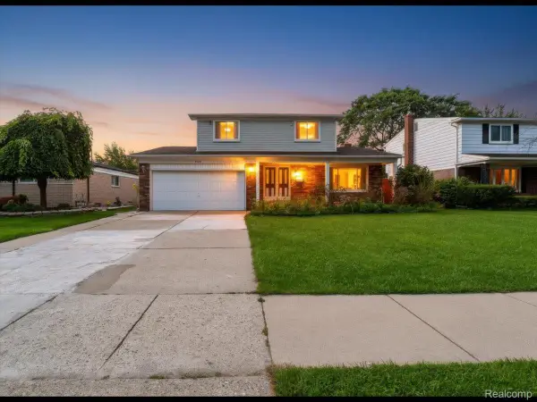 4146 Augustine Drive, SterlingHeights, MI 48310