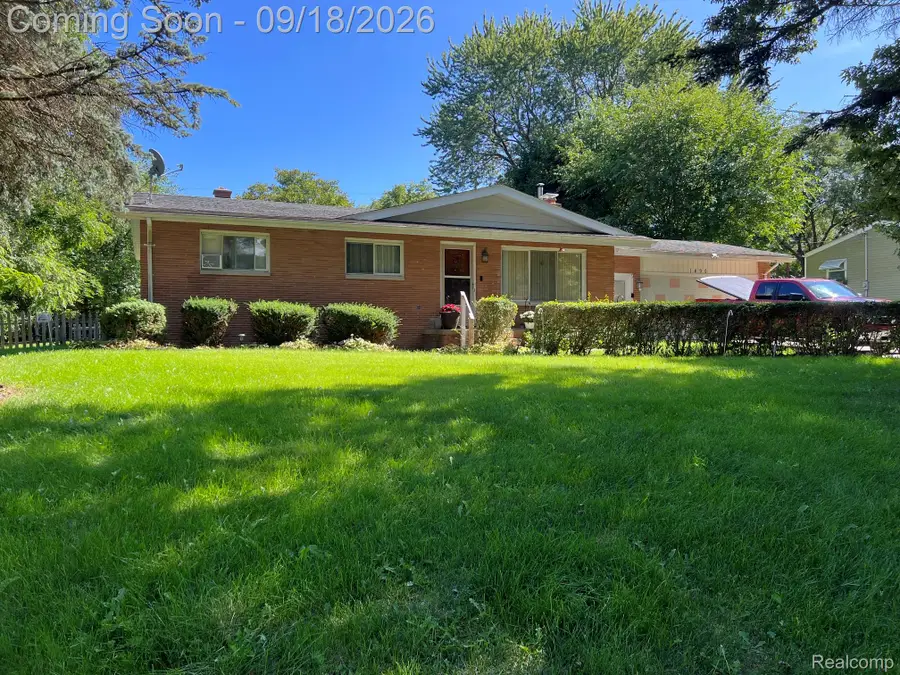 1490 Autumn Drive, Flint, MI 48532 - #3