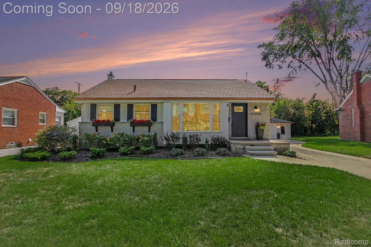 3721 Ravena Avenue, Royal Oak, MI 48073 - #1