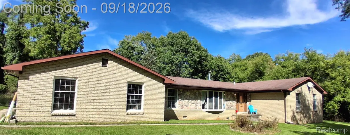 2761 Hiding Place, Milford, MI 48381 - #1