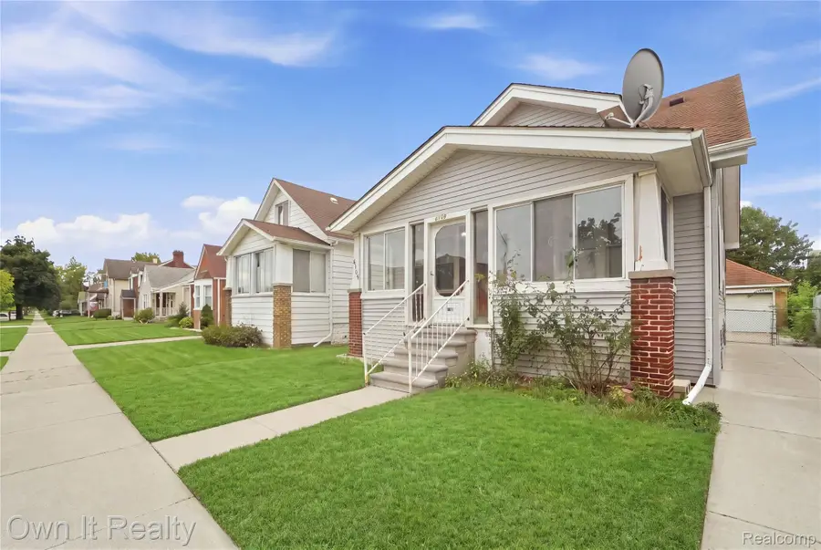 6109 Argyle Street, Dearborn, MI 48126 - #3