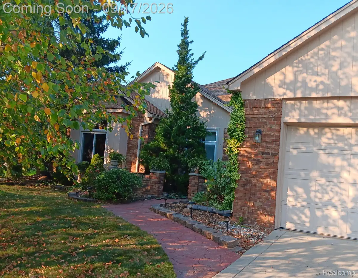 40820 Brightside Court, Sterling Heights, MI 48310 - #1