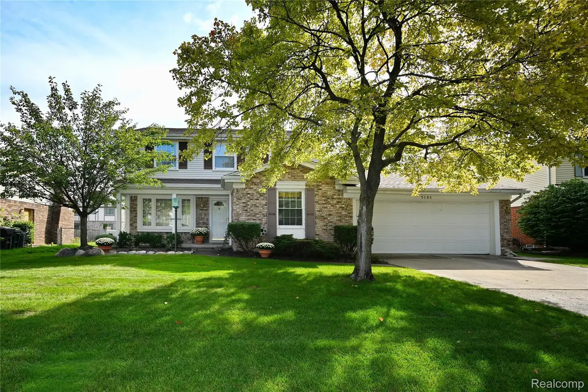 5104 Prentis Drive, Troy, MI 48085 - #1