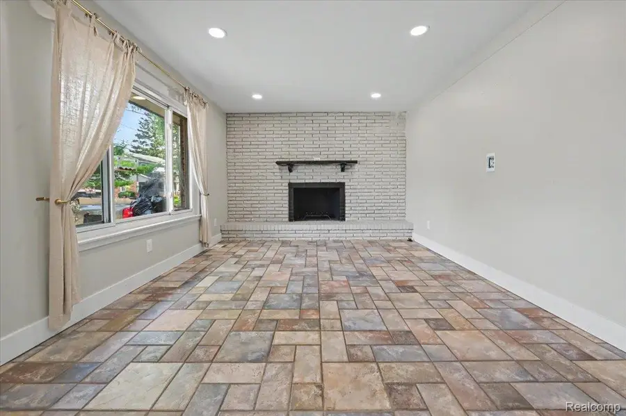 7249 2nd Street, West Bloomfield, MI 48324 - #3