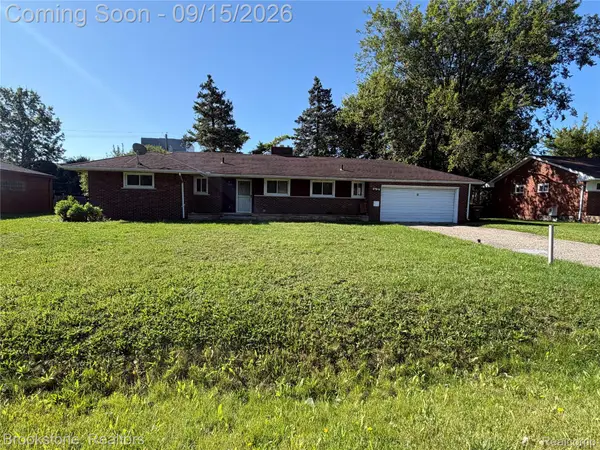 17889 Bonstelle Avenue, Southfield, MI 48075
